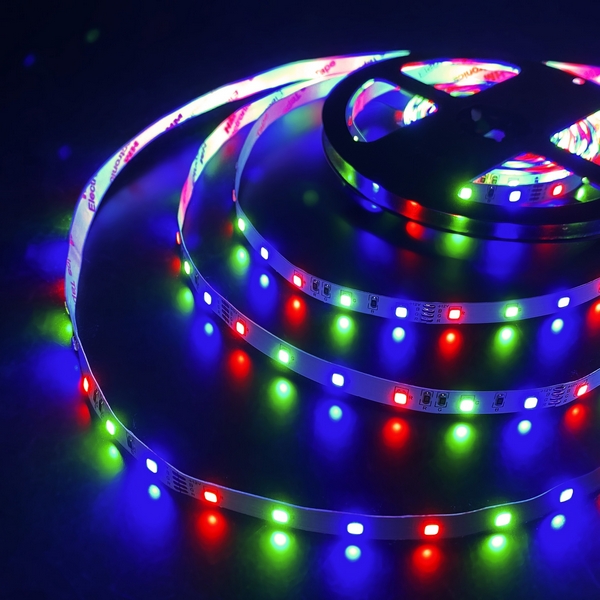   12V 4,8W IP20   12V 4,8W 60Led 2835 IP20 RGB, 5